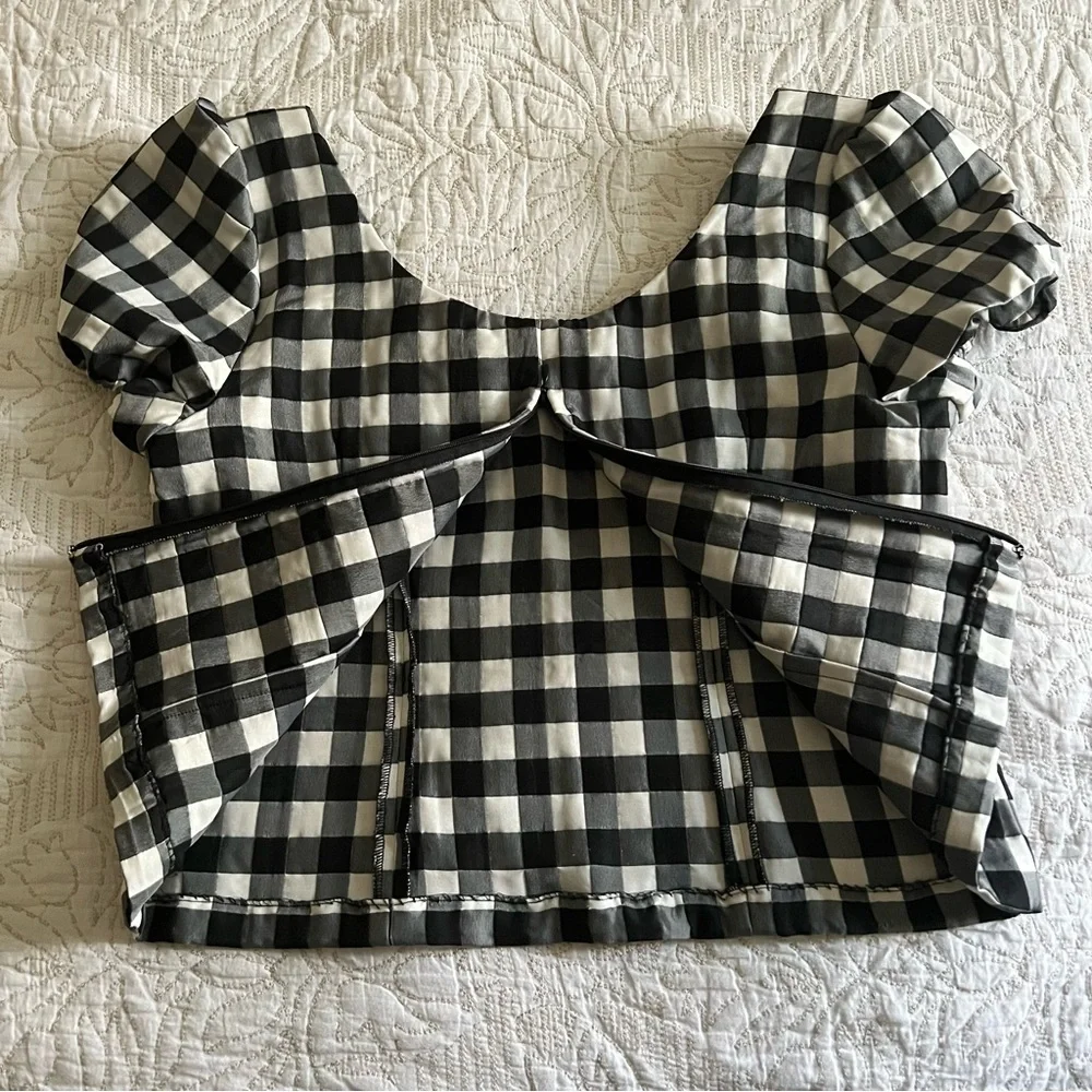 LPA Rina Top in black & white - Picture 5 of 9